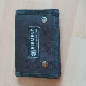 Element wallet